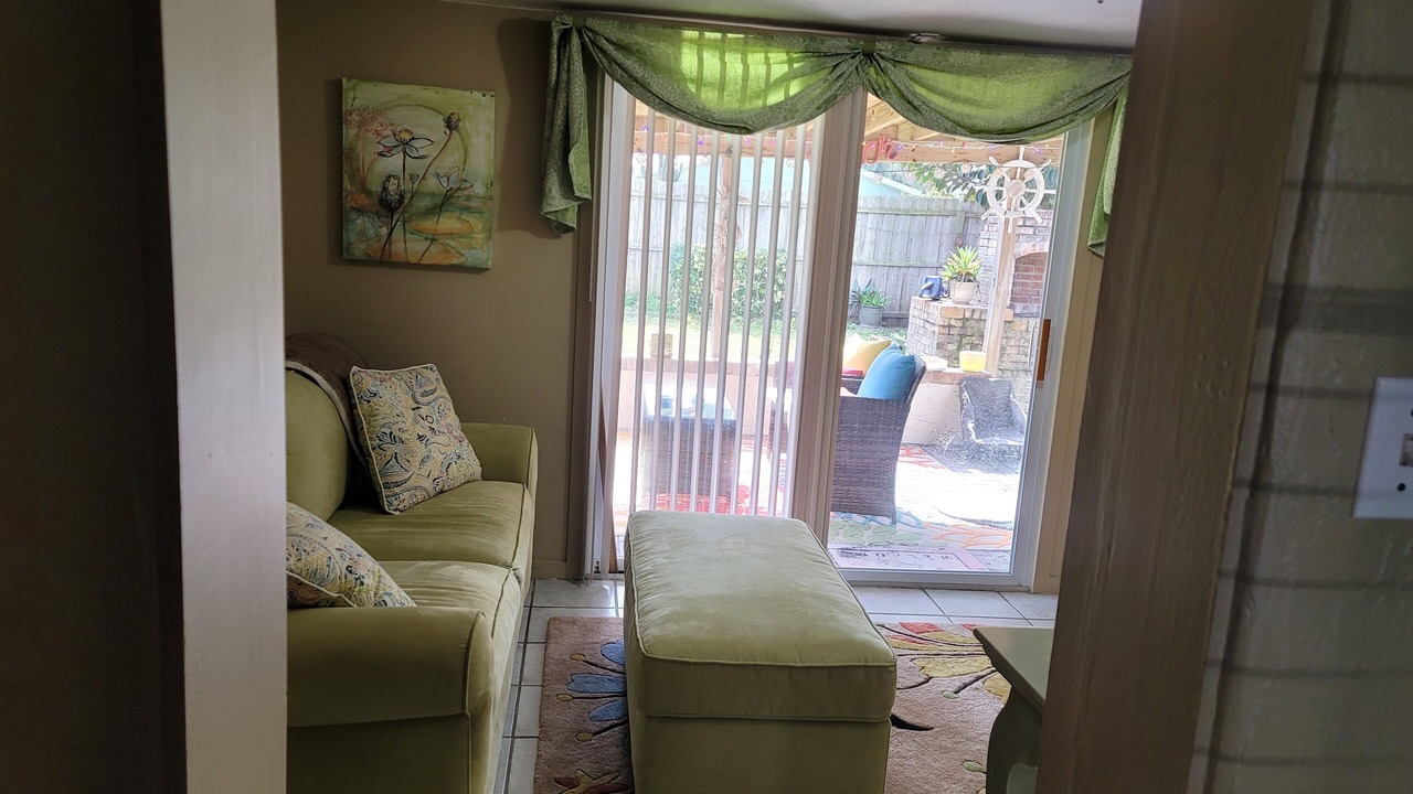 Photo of Bedroom in Ormond Ocean Gard