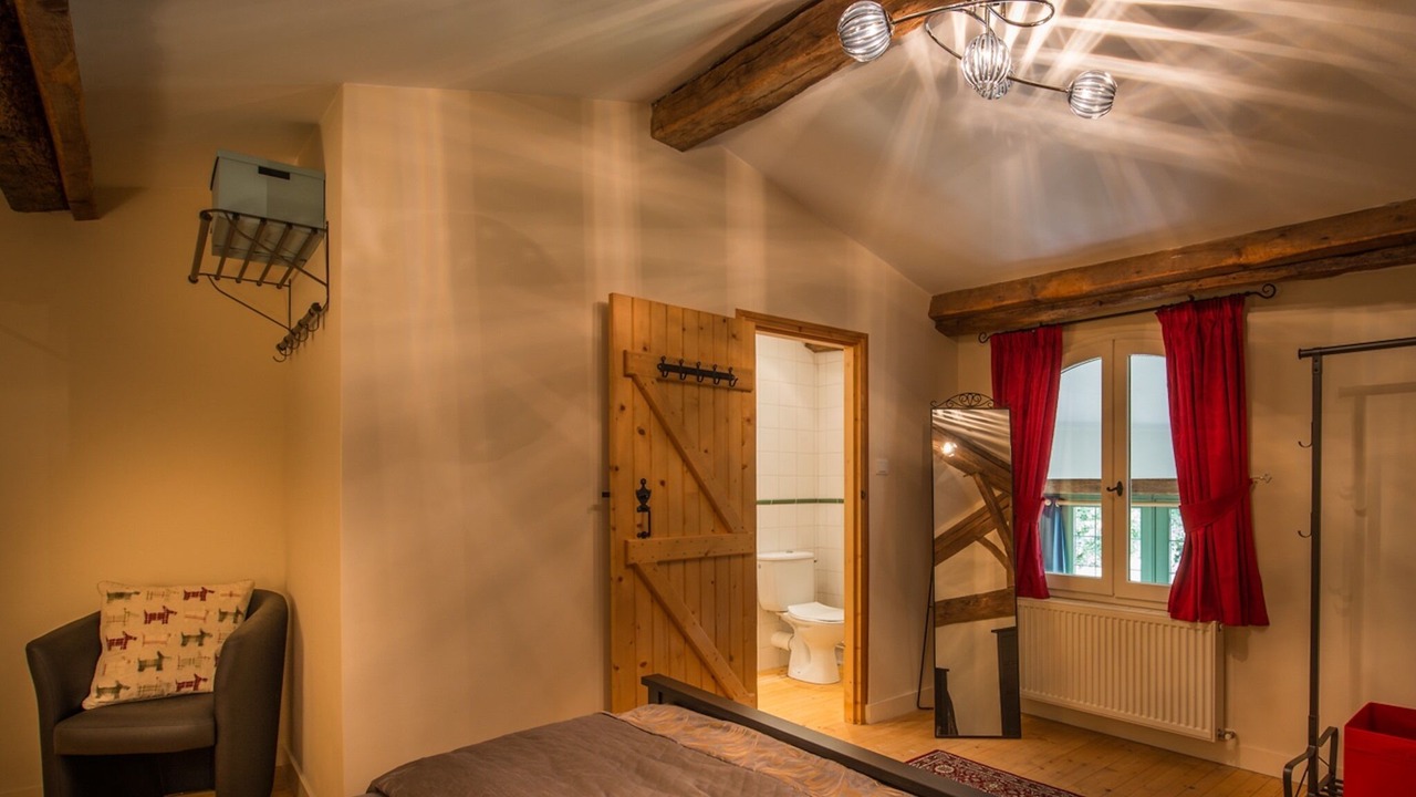 Photo of Bathroom in Saint-Hilaire-des-Loges