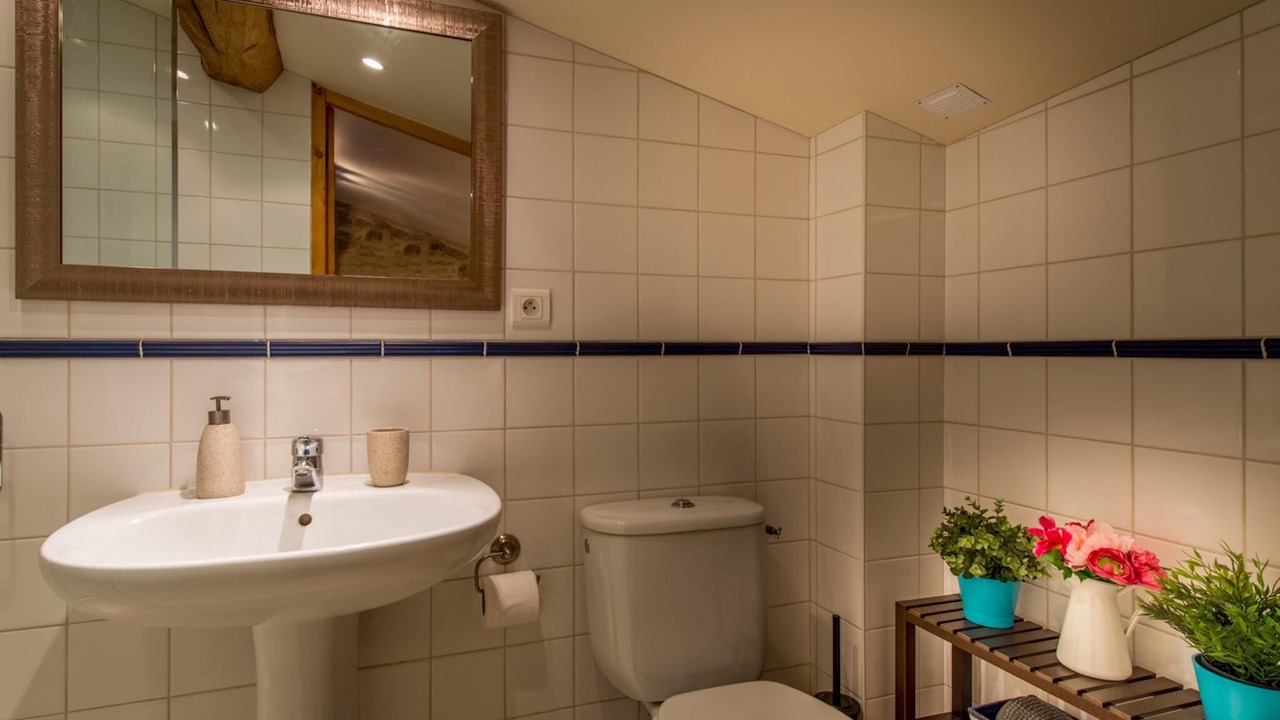 Photo of Bathroom in Saint-Hilaire-des-Loges