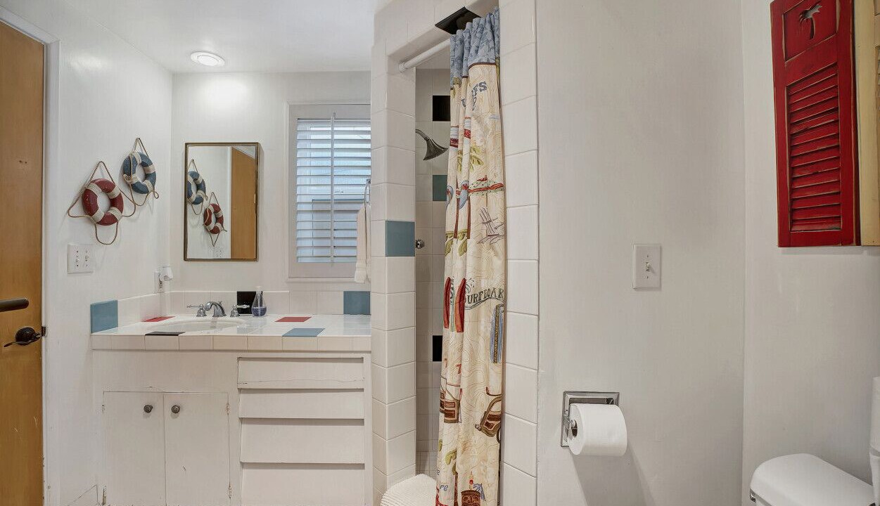 Photo of Bathroom in Capistrano Beach