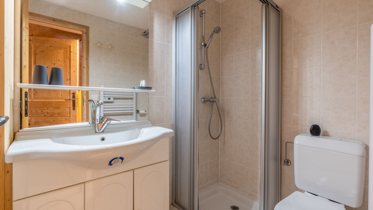 Photo of Bathroom in Les Clefs