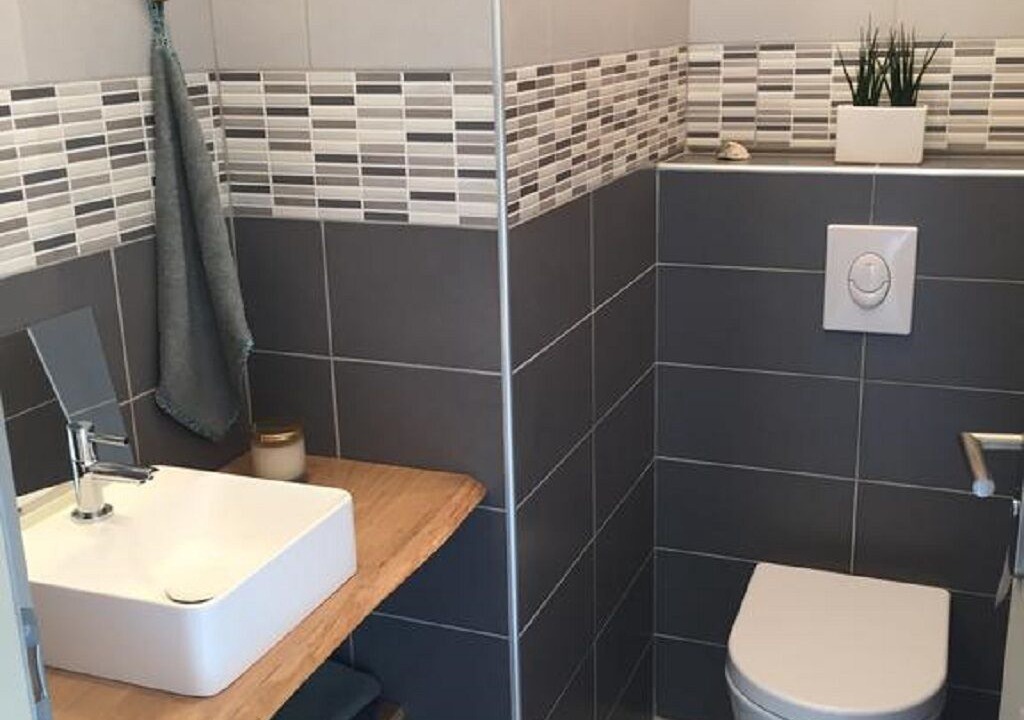 Photo of Bathroom in La Vacquerie-et-Saint-Martin-de-Castries