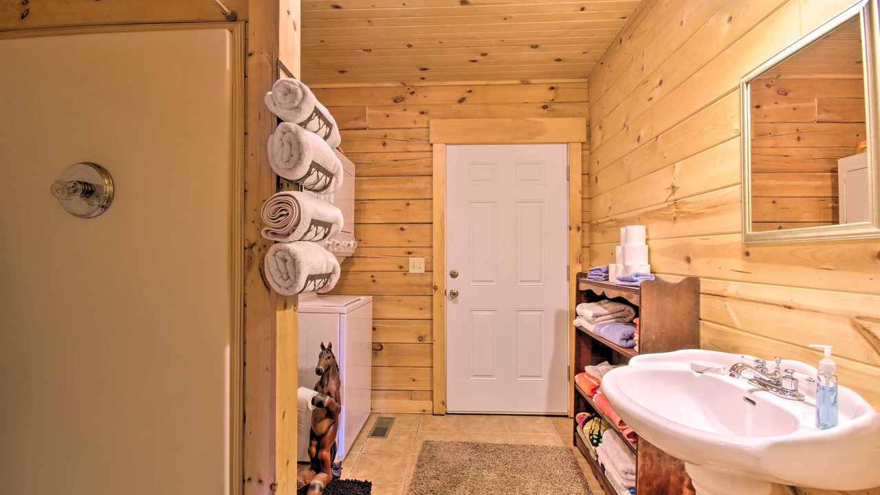 Photo of Bathroom in Elizabeth