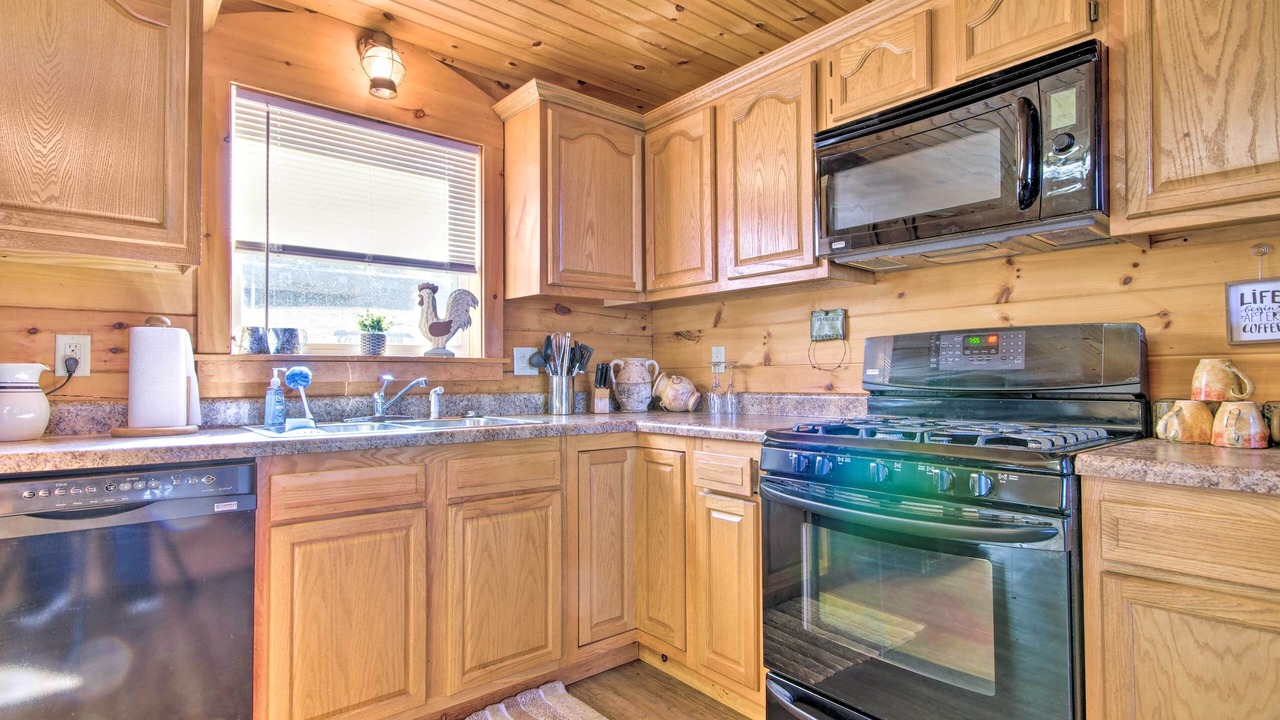 Photo of Others in Elizabeth