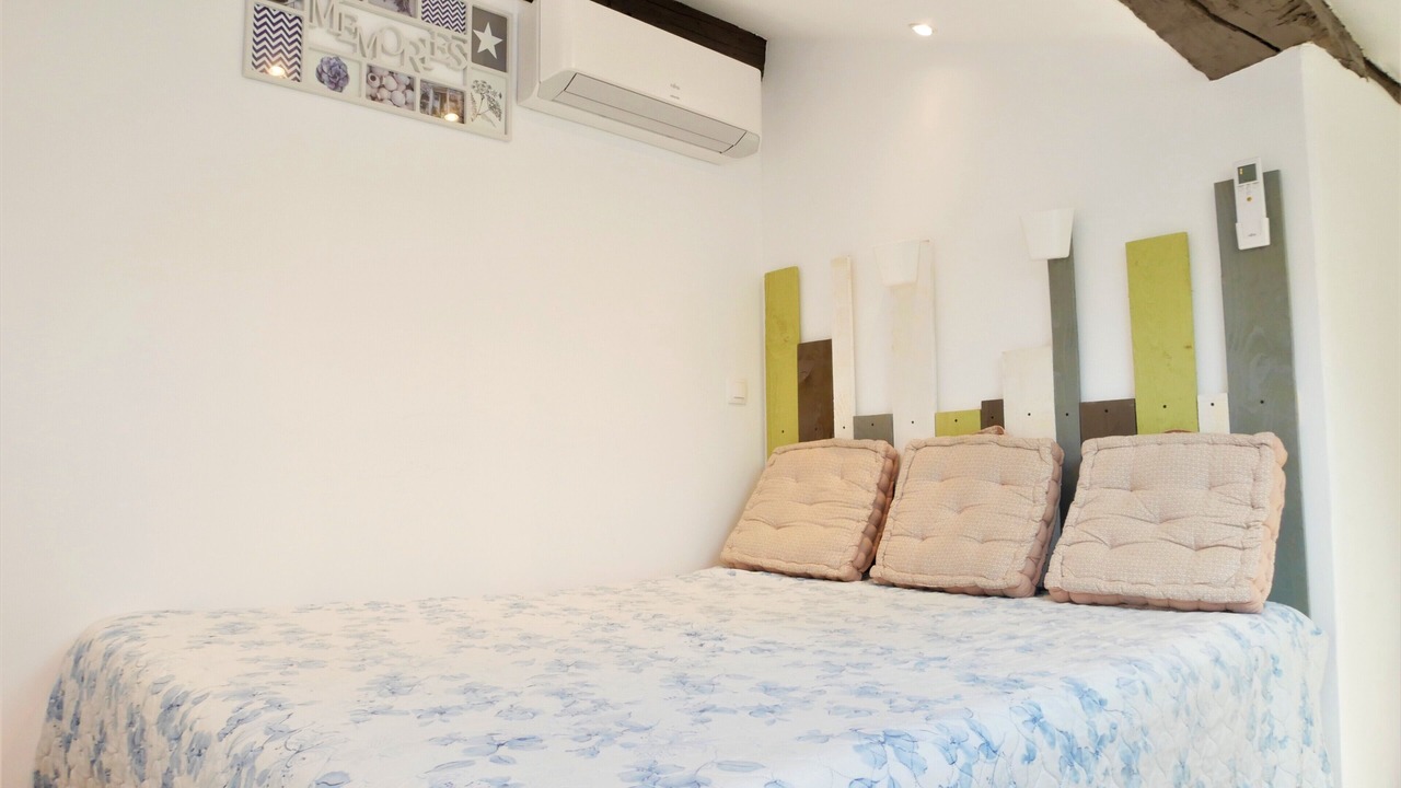 Photo of Bedroom in Avignon City Centre