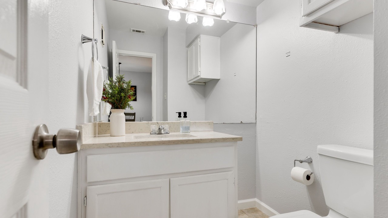 Photo of Bathroom in Sonesta West
