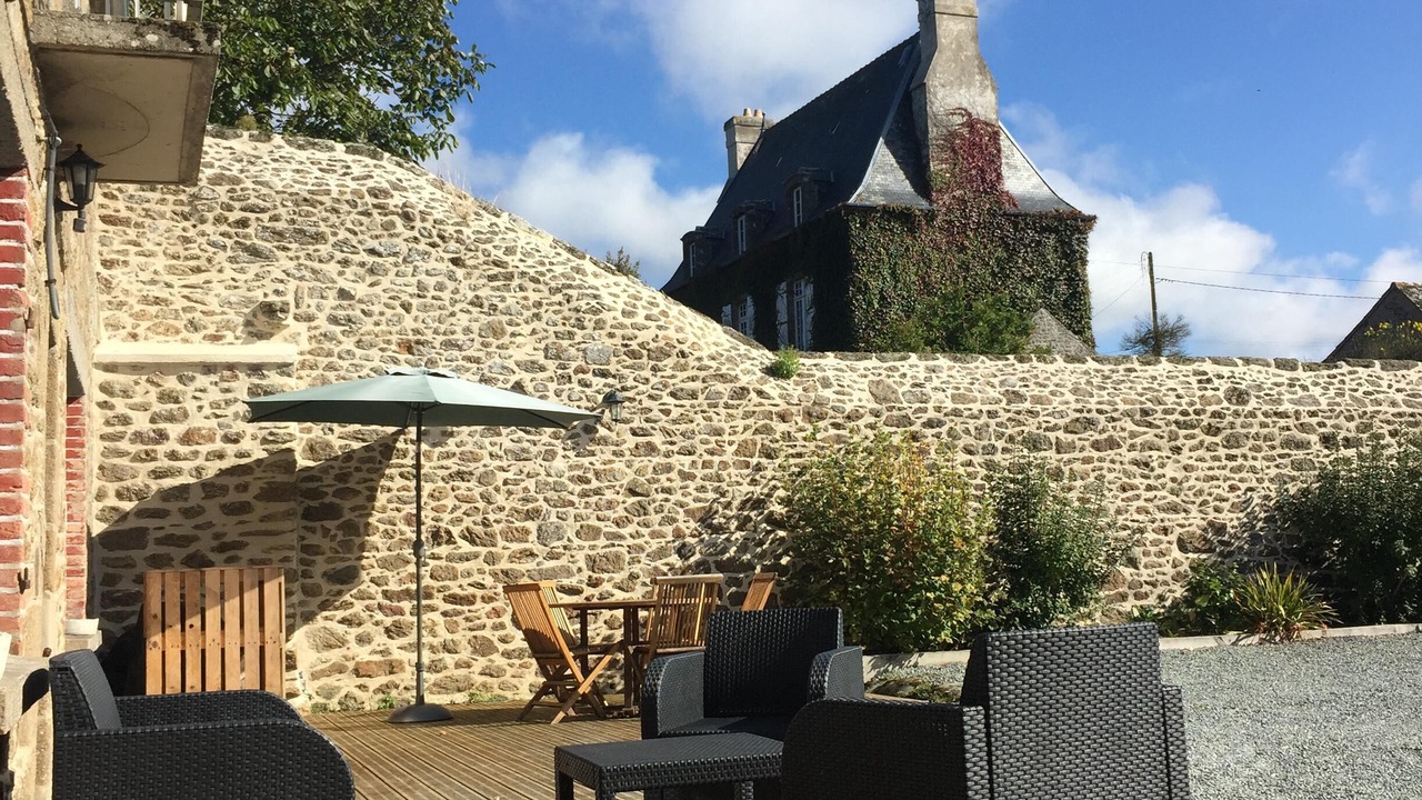 Photo of Patio Balcony in Saint-Coulomb