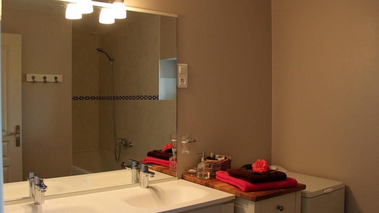 Photo of Bathroom in Saint-Coulomb