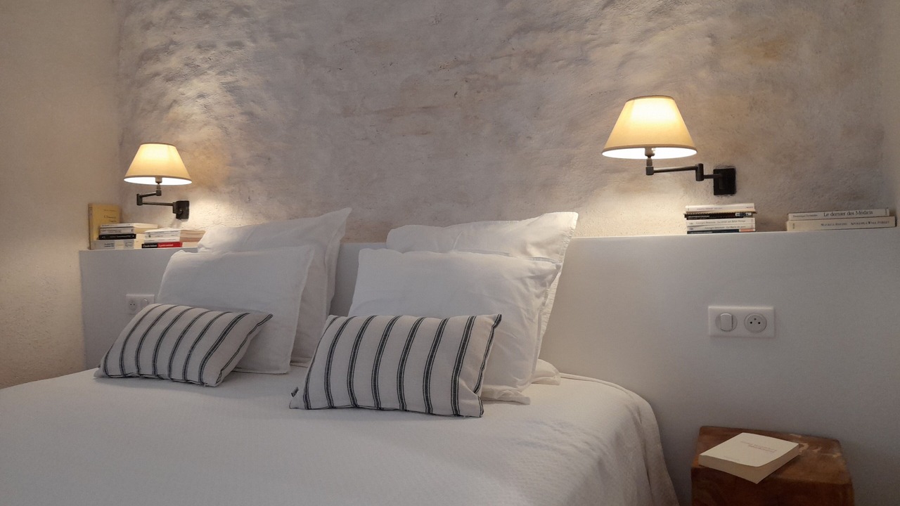 Photo of Bedroom in Oppede