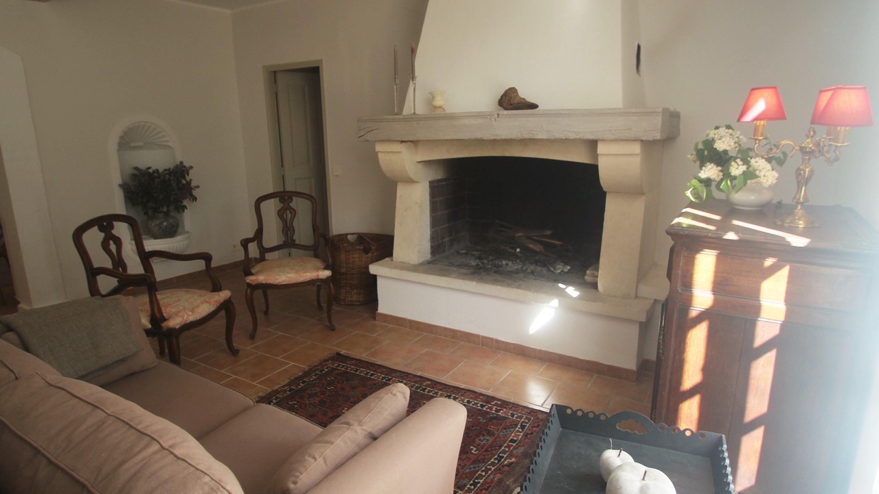 Photo of Livingroom in Oppede