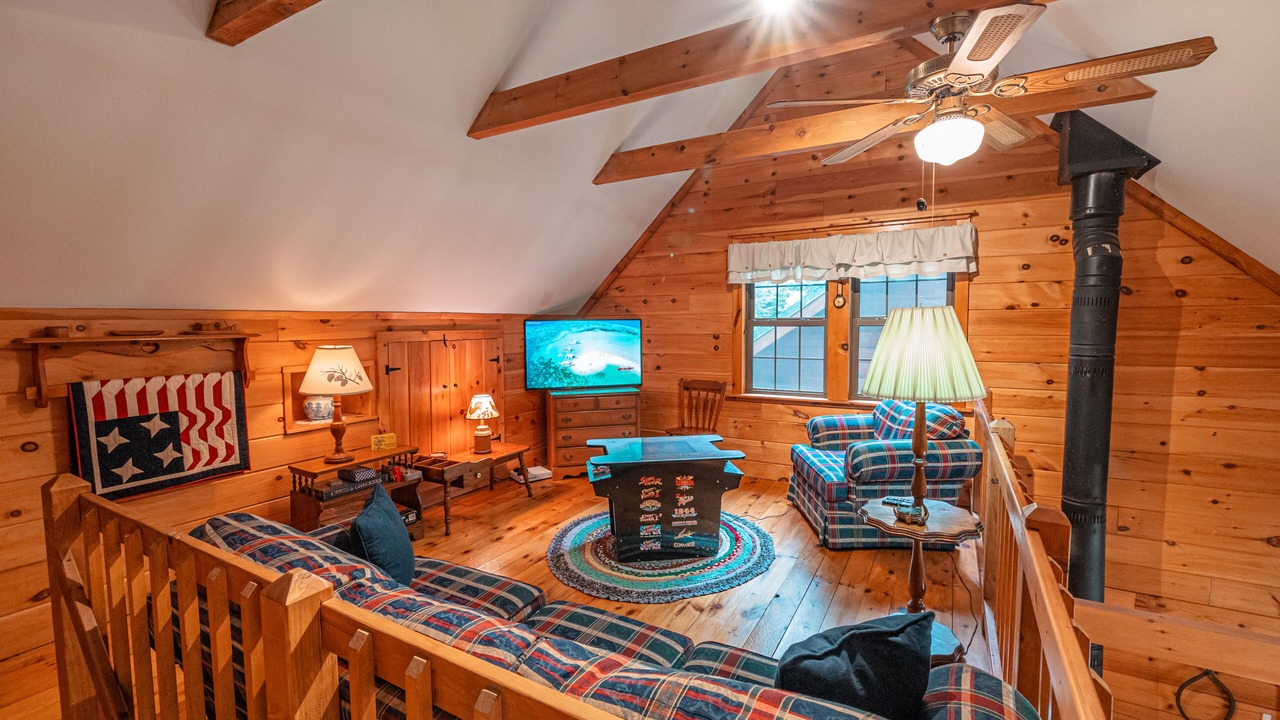 Photo of Livingroom in Aldenville