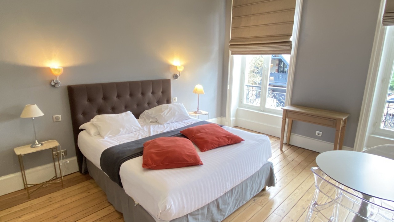 Photo of Bedroom in Limoges