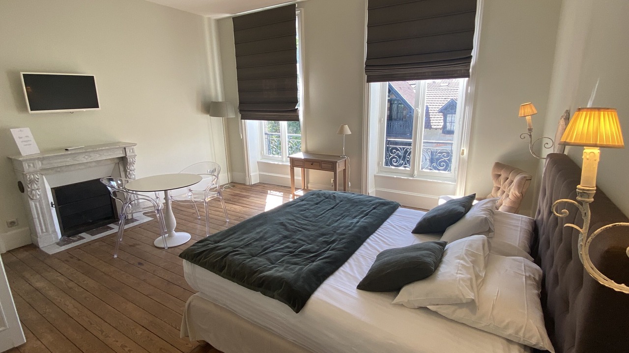 Photo of Bedroom in Limoges