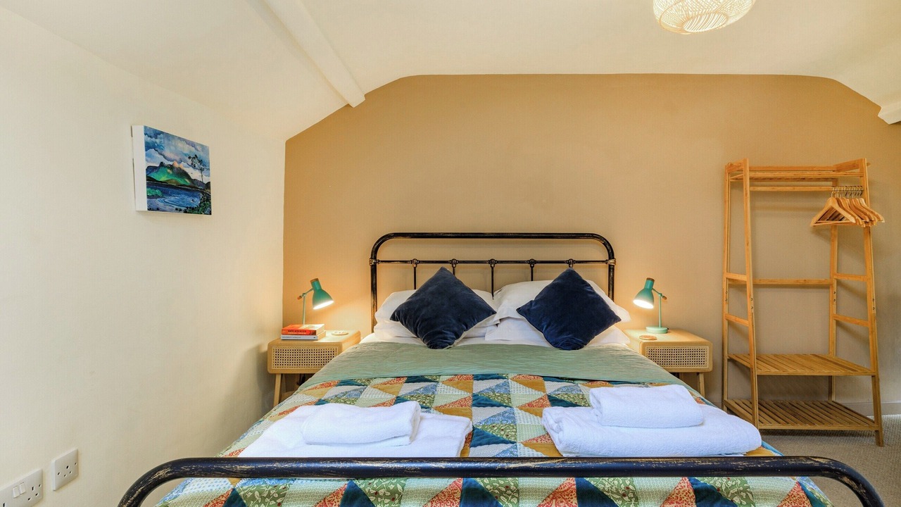 Photo of Others in Burton Bradstock