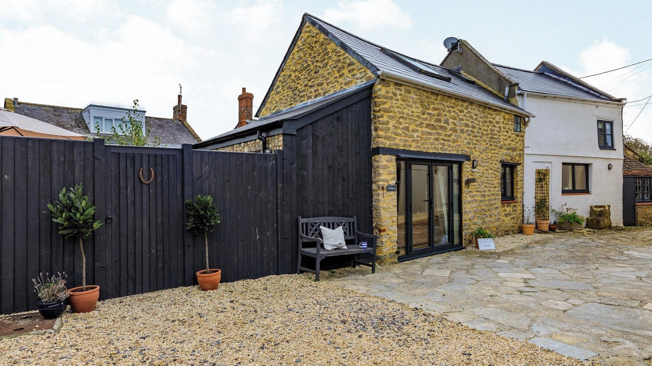 Photo of Outdoor in Burton Bradstock