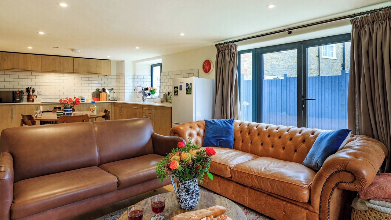 Photo of Others in Burton Bradstock