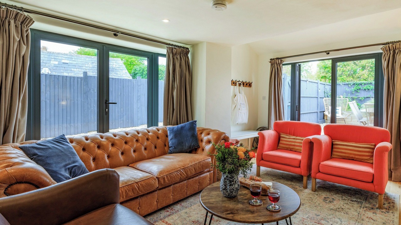 Photo of Others in Burton Bradstock