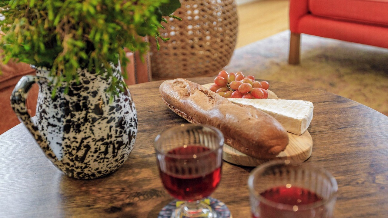 Photo of Others in Burton Bradstock