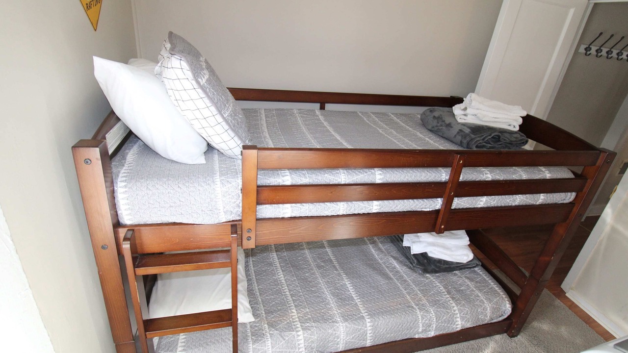 Photo of Bedroom in North Creek