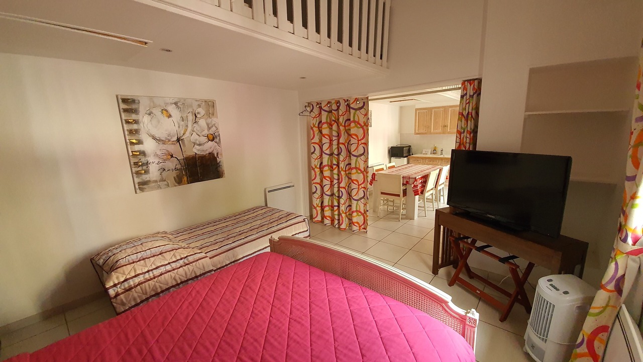 Photo of Bedroom in Vitry-le-Francois