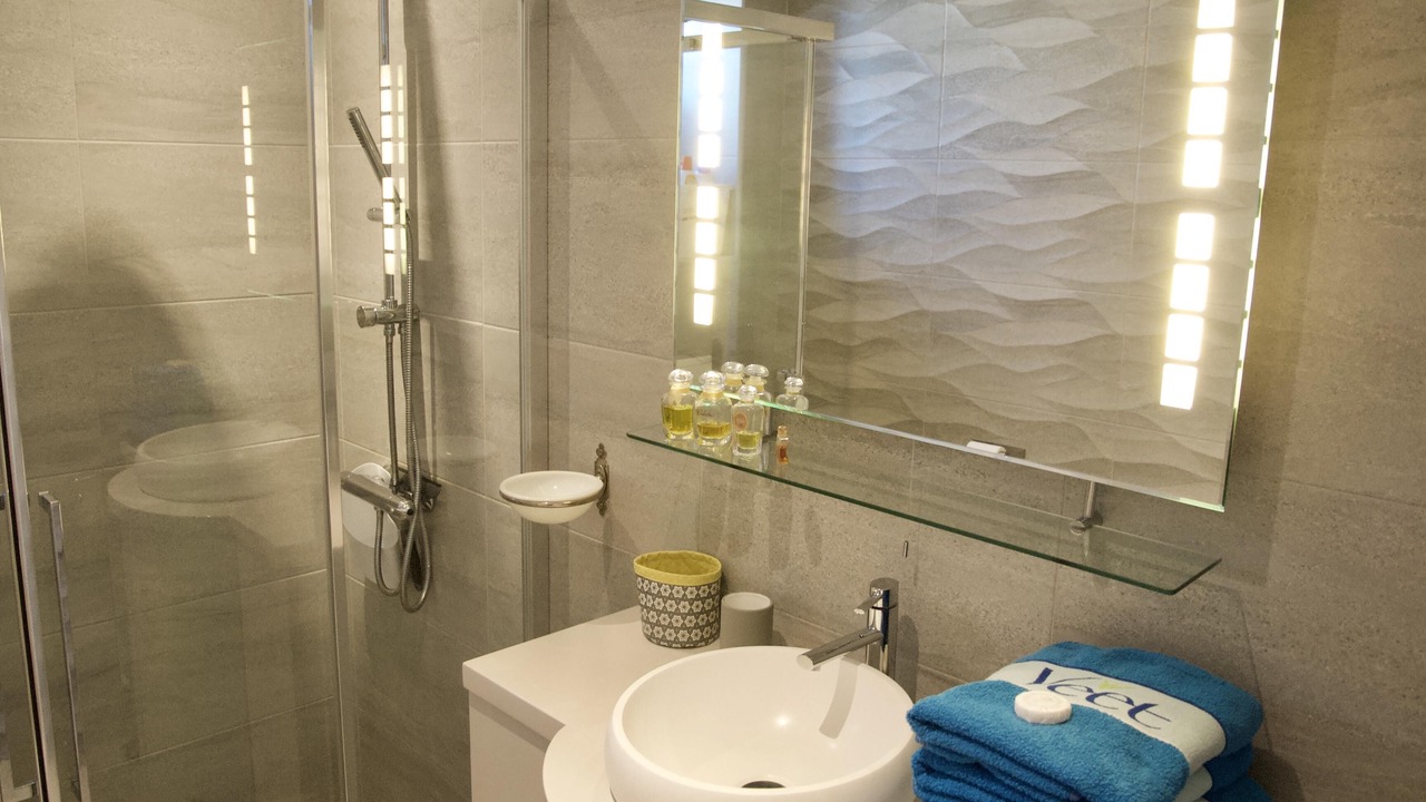 Photo of Bathroom in Carquefou