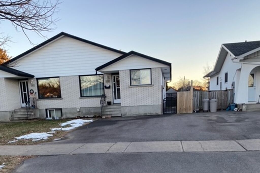Photo of Others in Thunder Bay