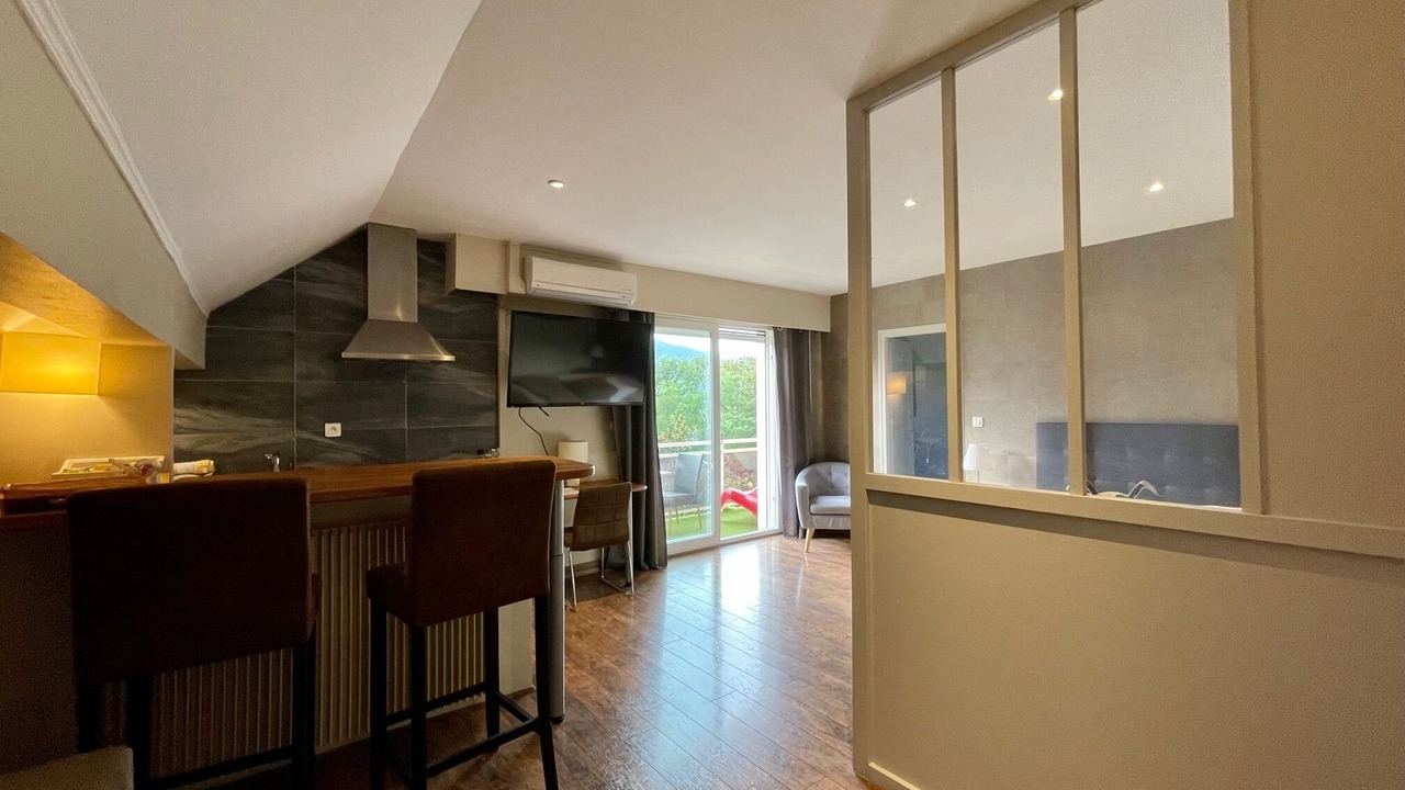 Photo of Others in Brison-Saint-Innocent