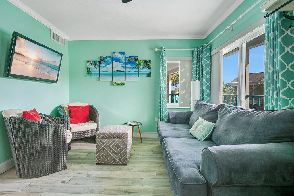 Photo of Livingroom in Bay Esplanade