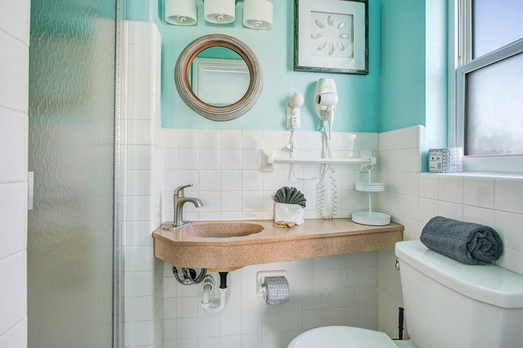 Photo of Bathroom in Bay Esplanade
