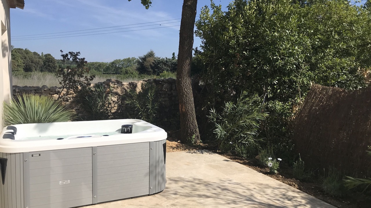 Photo of Outdoor in Arpaillargues-et-Aureillac
