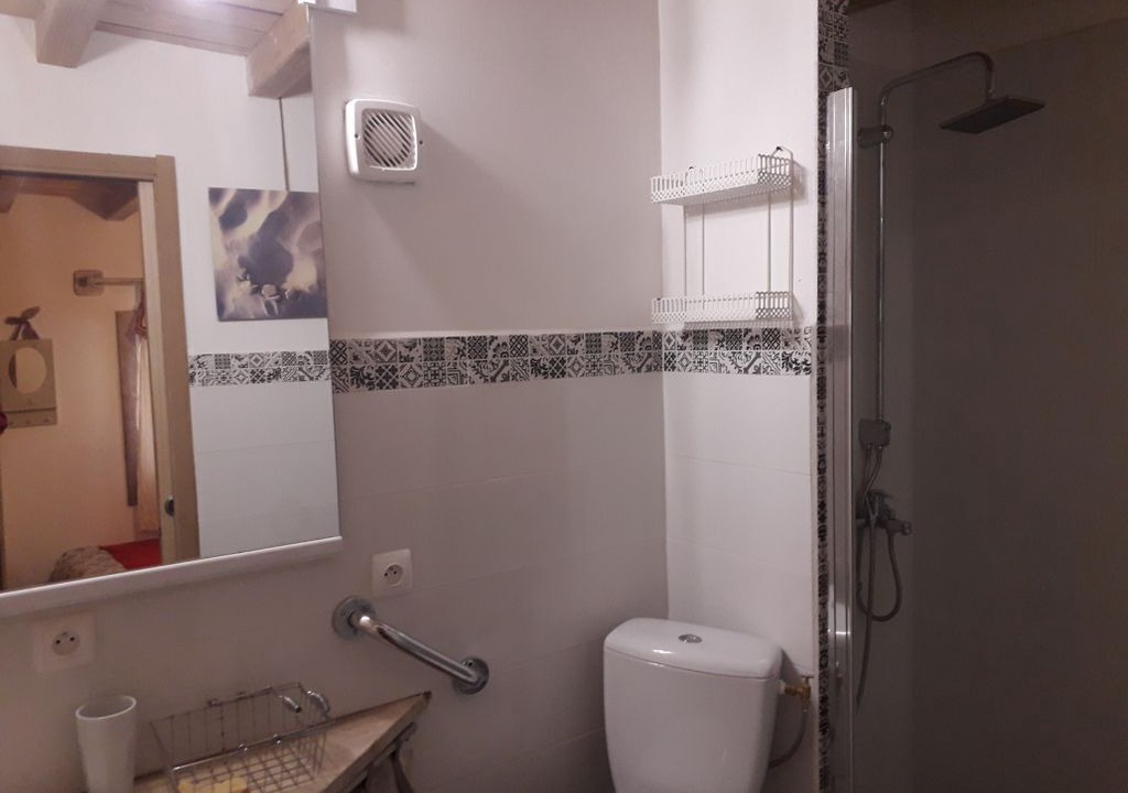 Photo of Bathroom in Superbolquere