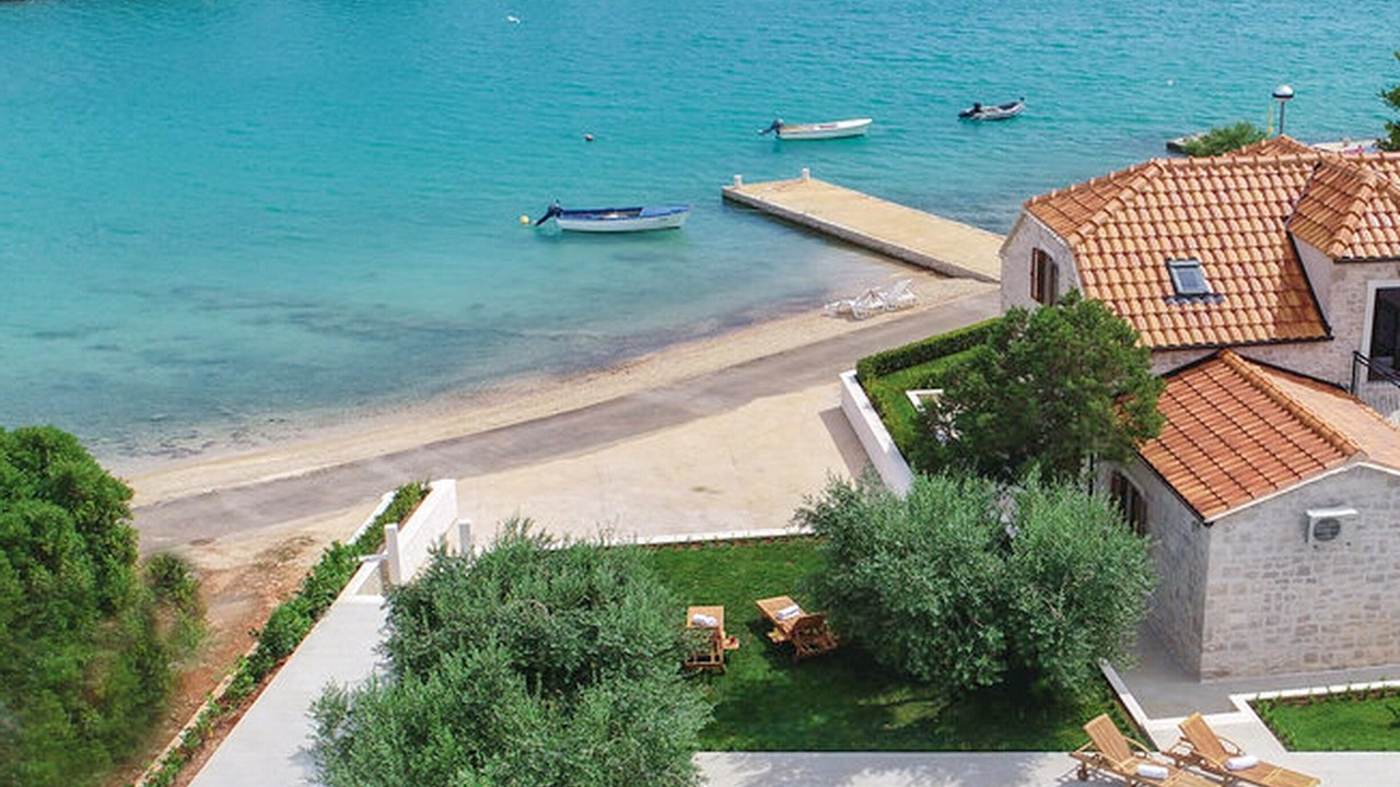 Photo of Outdoor in Loviste