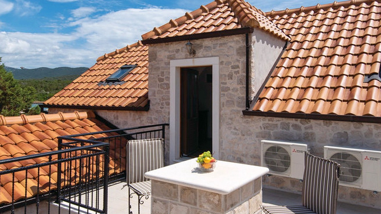 Photo of Outdoor in Loviste