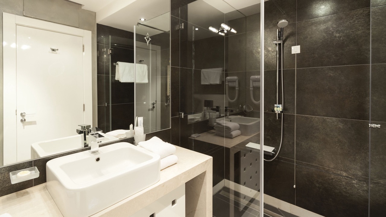 Photo of Bathroom in Servon-sur-Vilaine