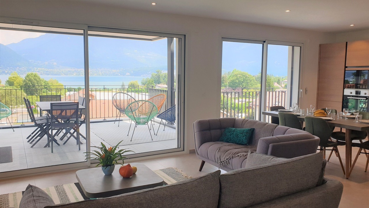 Photo of Livingroom in Cessenaz