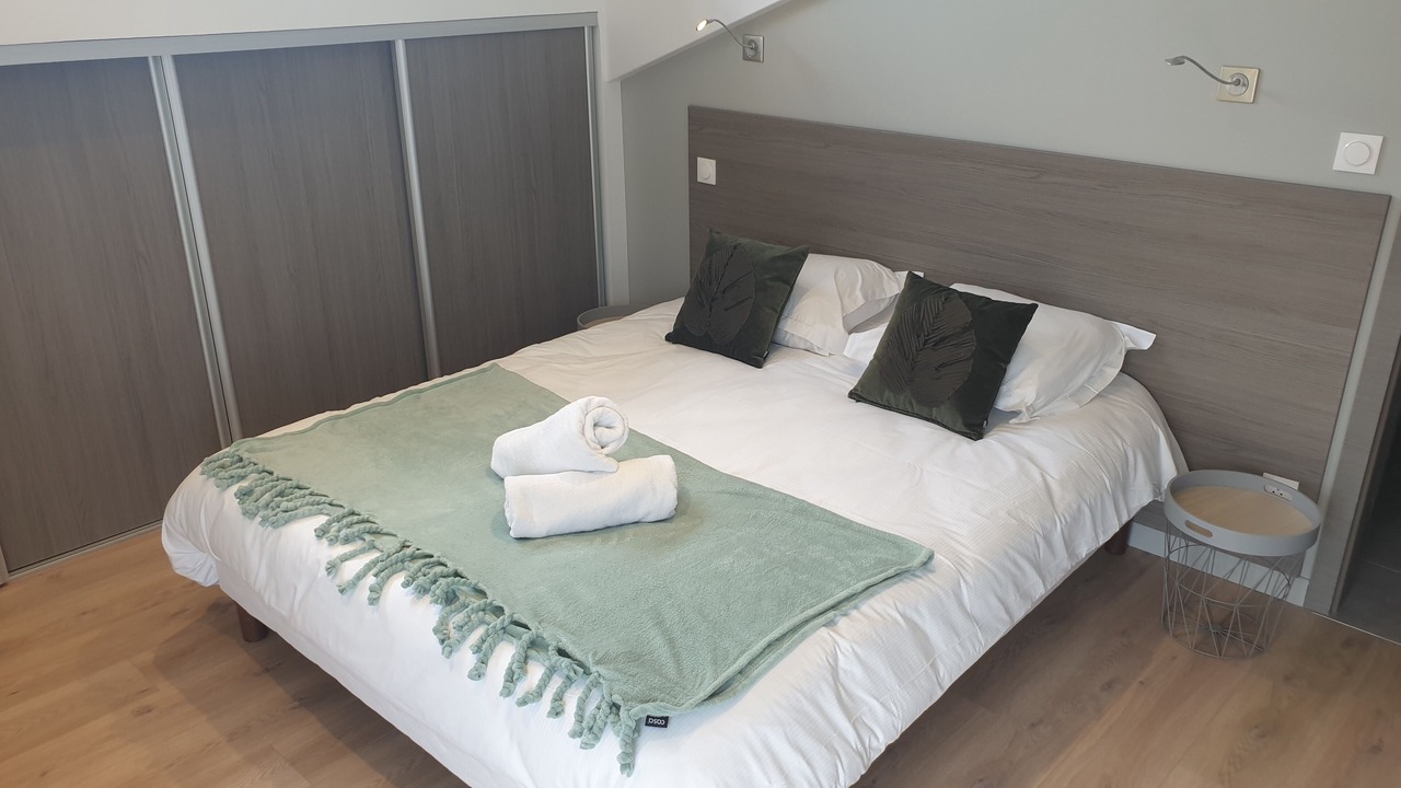 Photo of Bedroom in Cessenaz