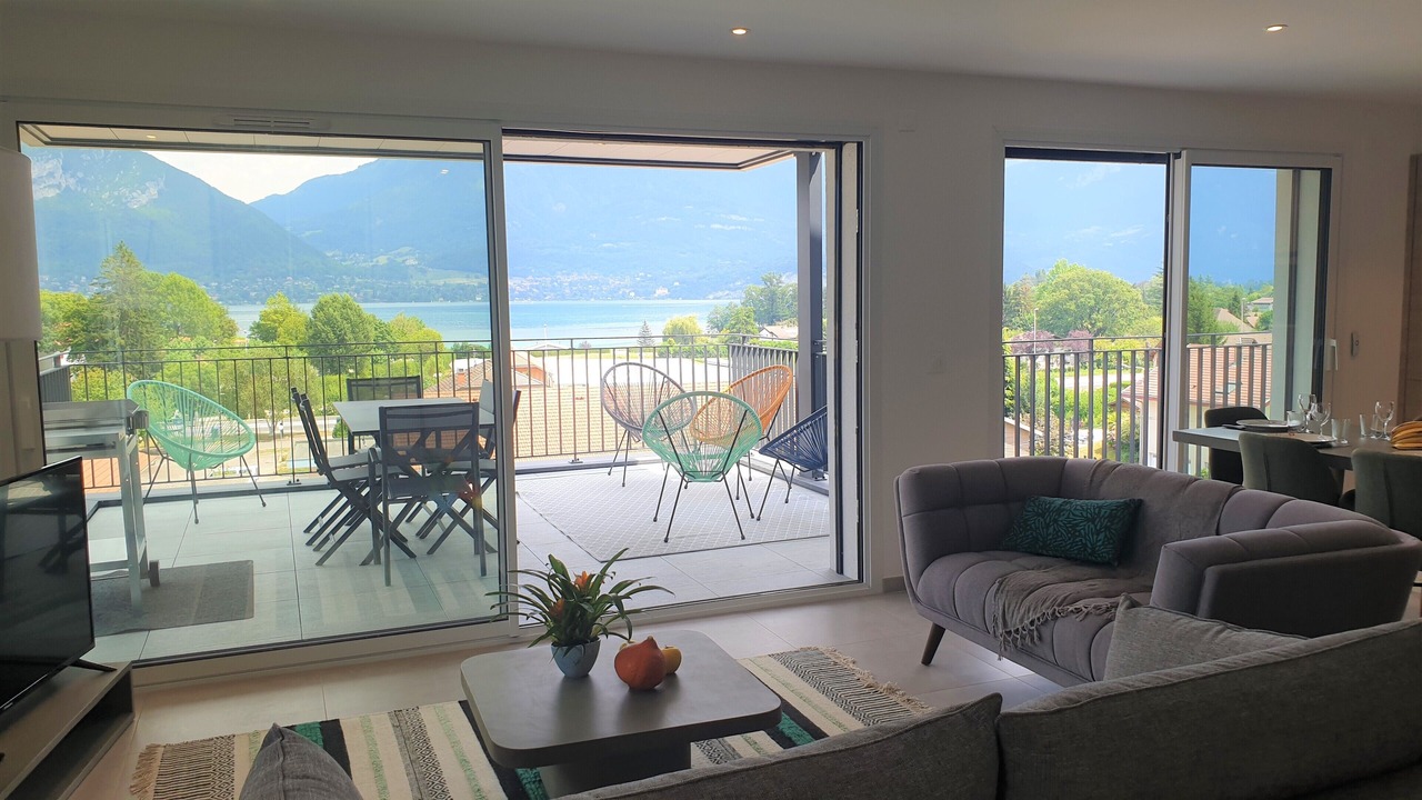 Photo of Livingroom in Cessenaz