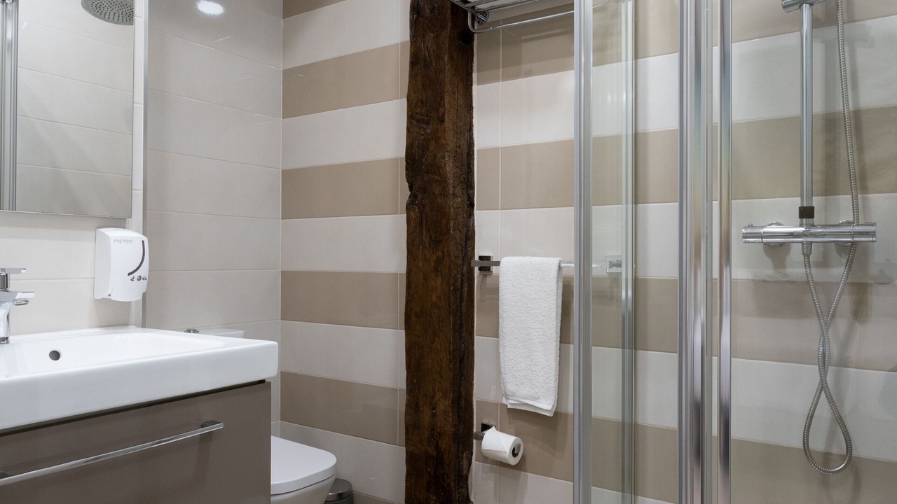 Photo of Bathroom in Santander