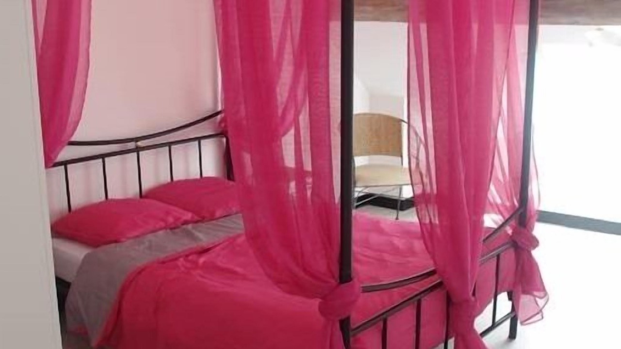 Photo of Bedroom in Saint-Sernin-du-Plain