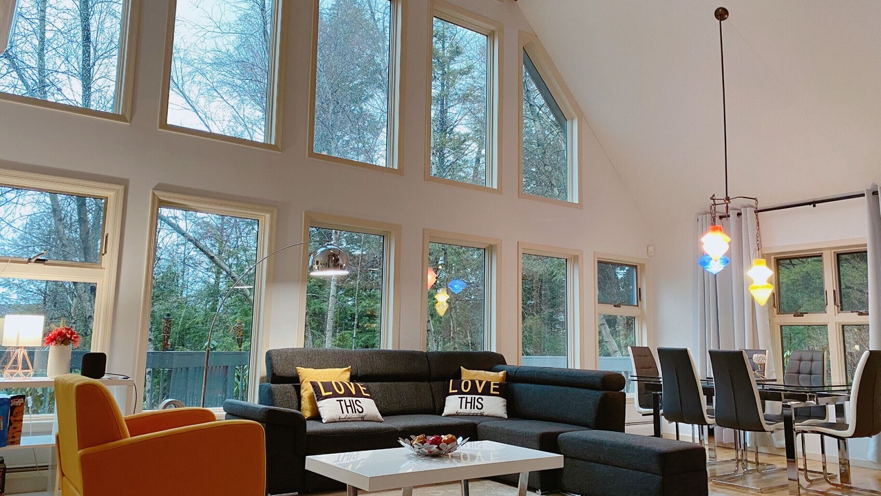 Photo of Livingroom in Tannersville