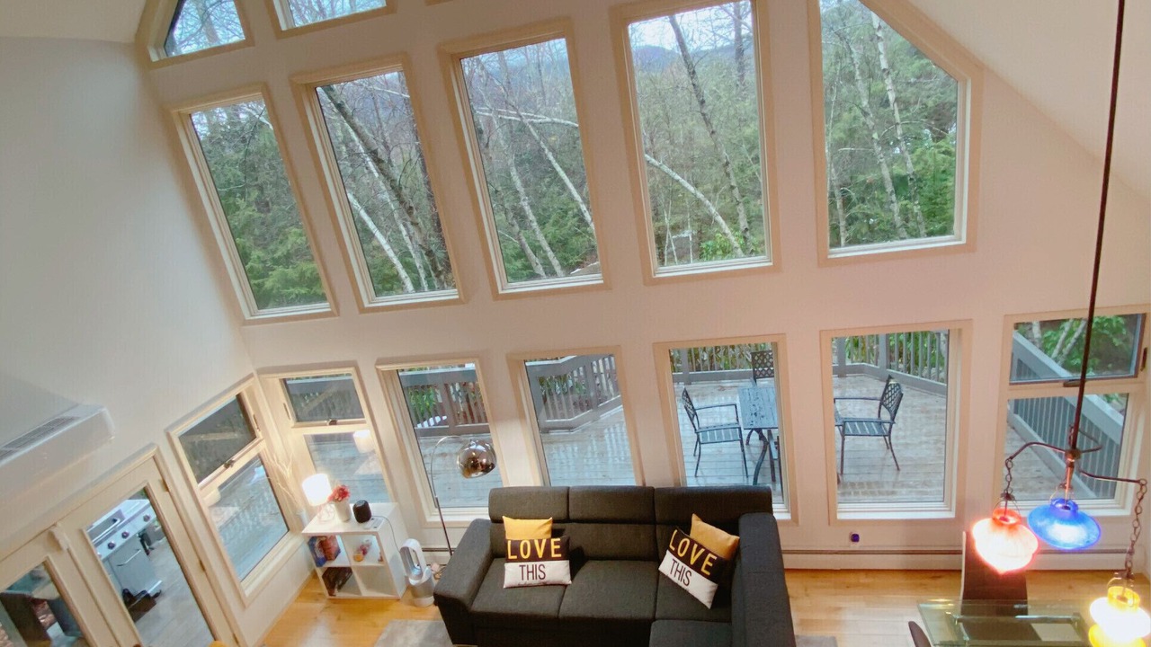 Photo of Livingroom in Tannersville