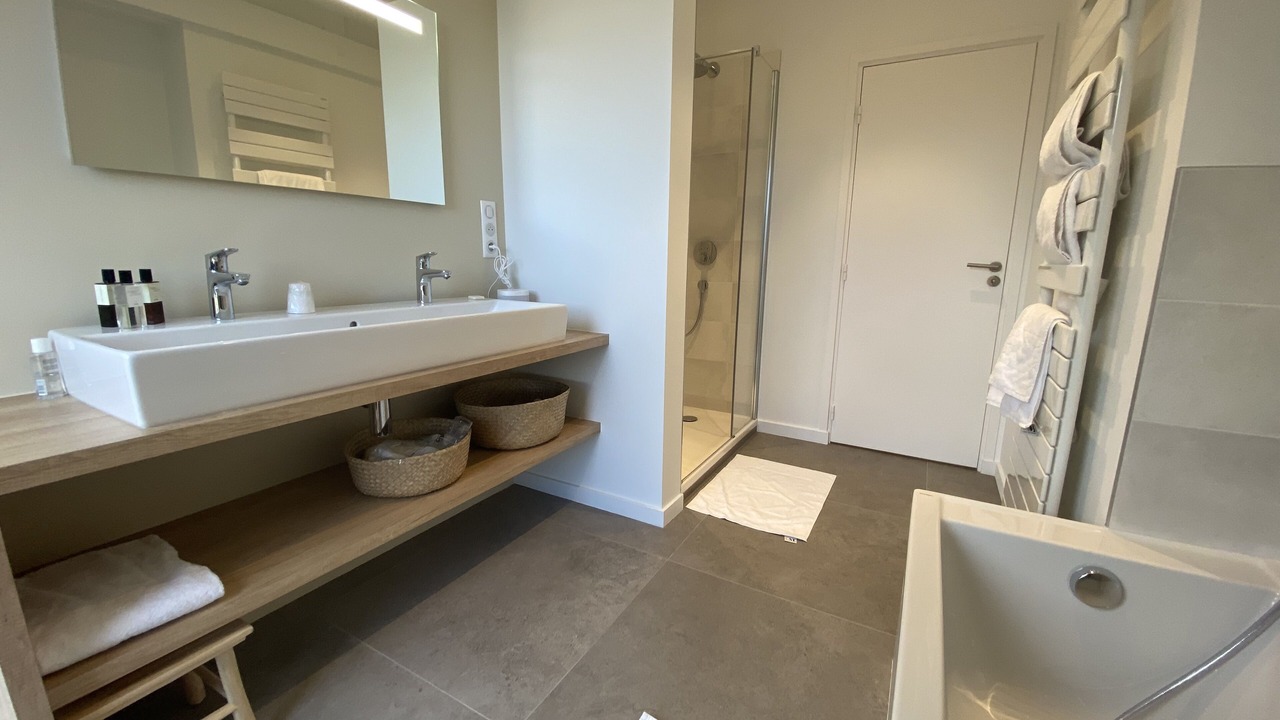 Photo of Bathroom in Penestin