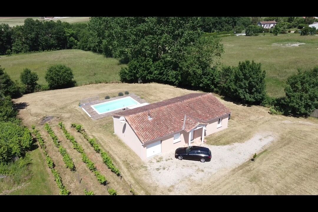 Photo of Outdoor in Bors de Montmoreau