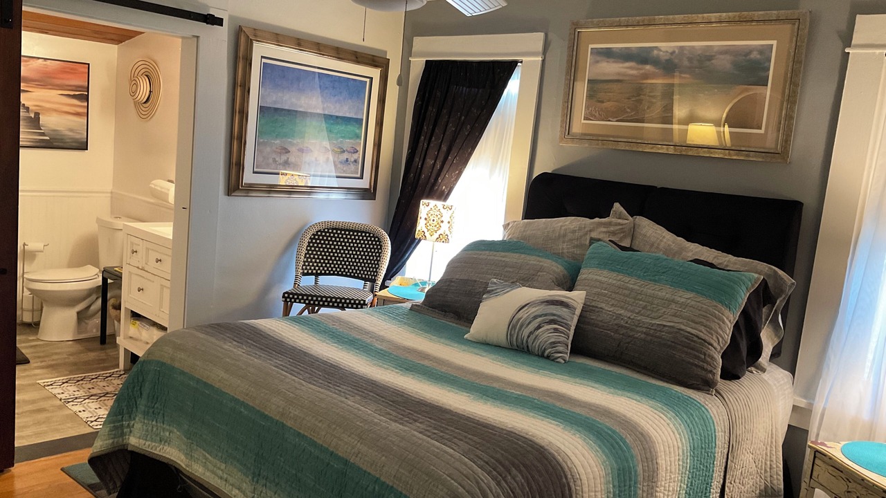 Photo of Bedroom in Lake Worth