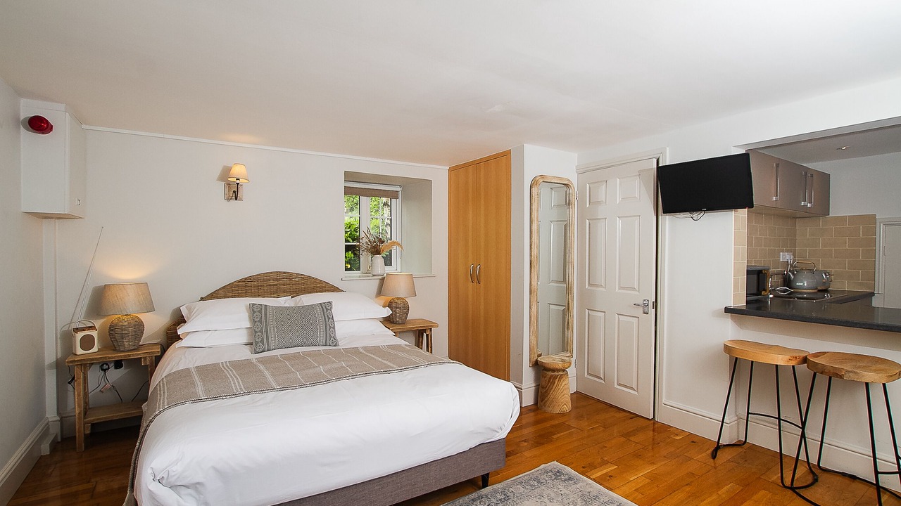 Photo of Others in Chedington