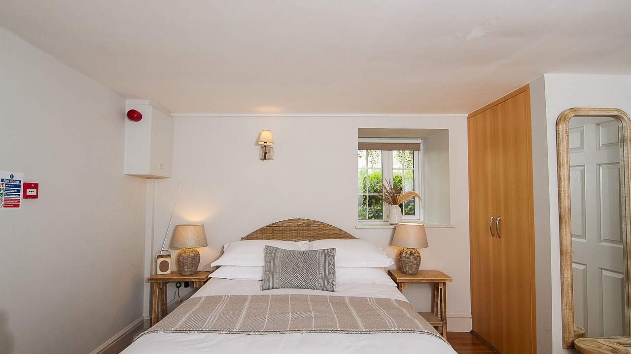 Photo of Others in Chedington