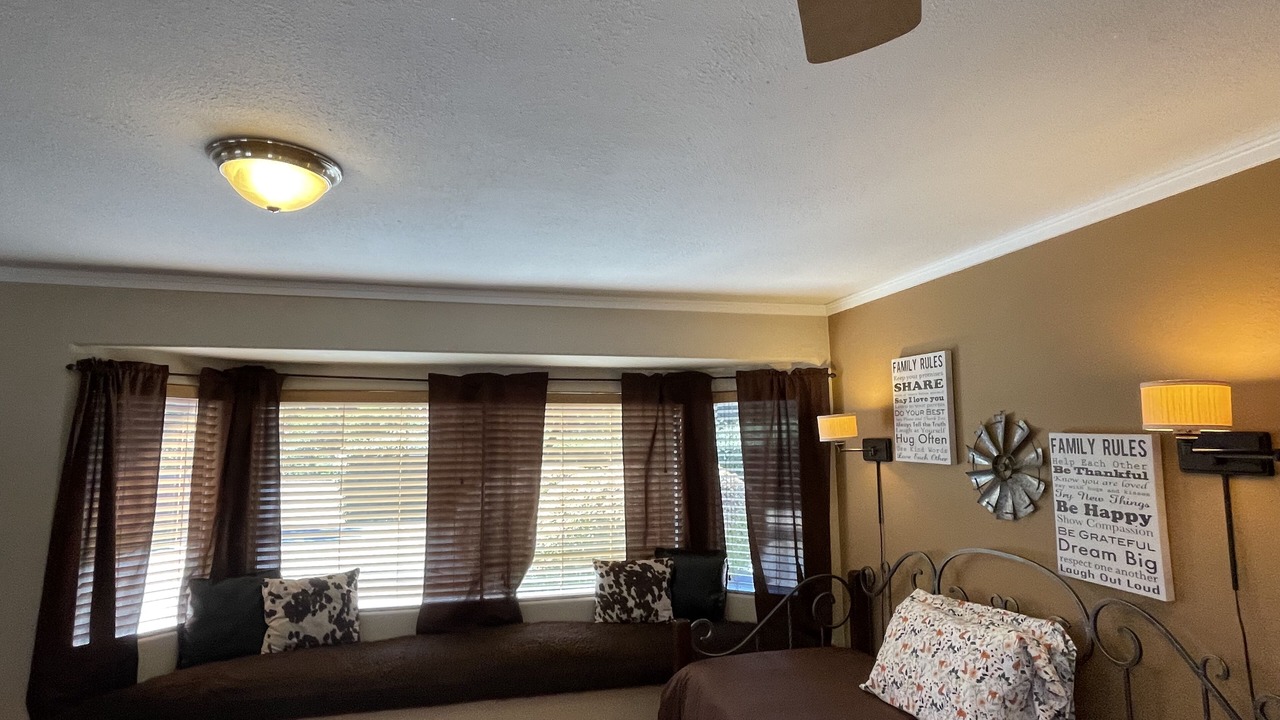 Photo of Bedroom in Crescent City