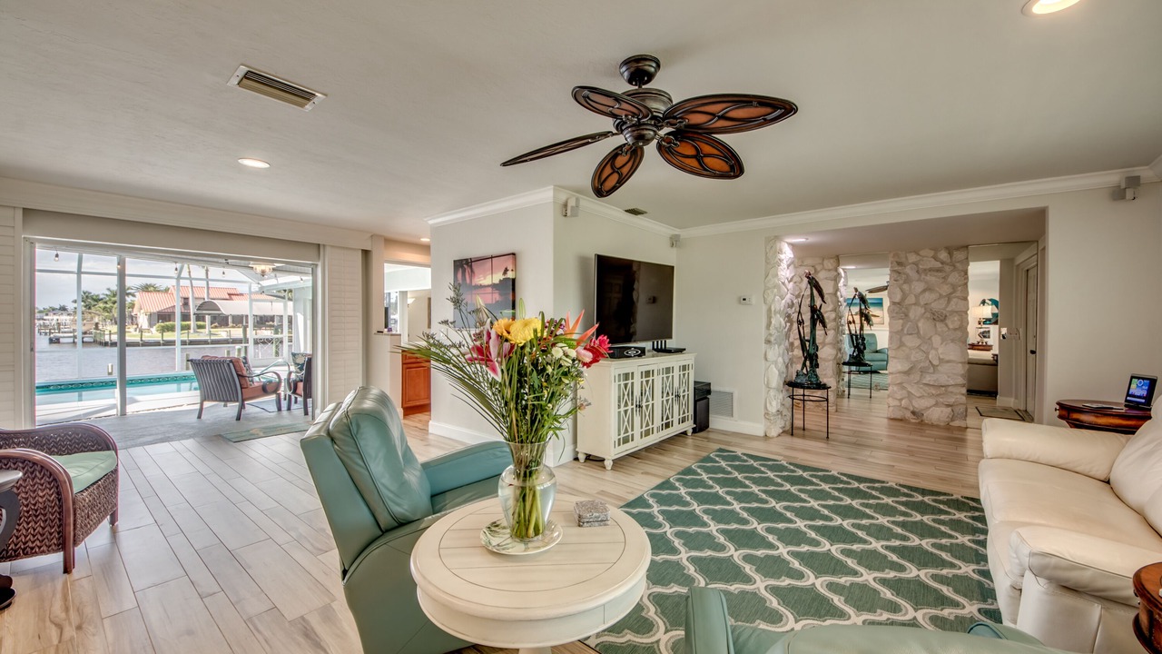 Photo of Bedroom in Caloosahatchee