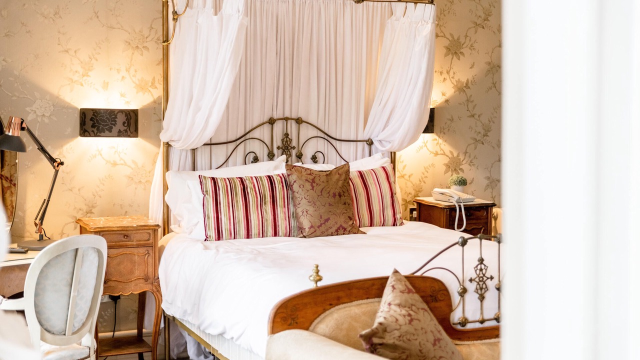 Photo of Bedroom in Longford