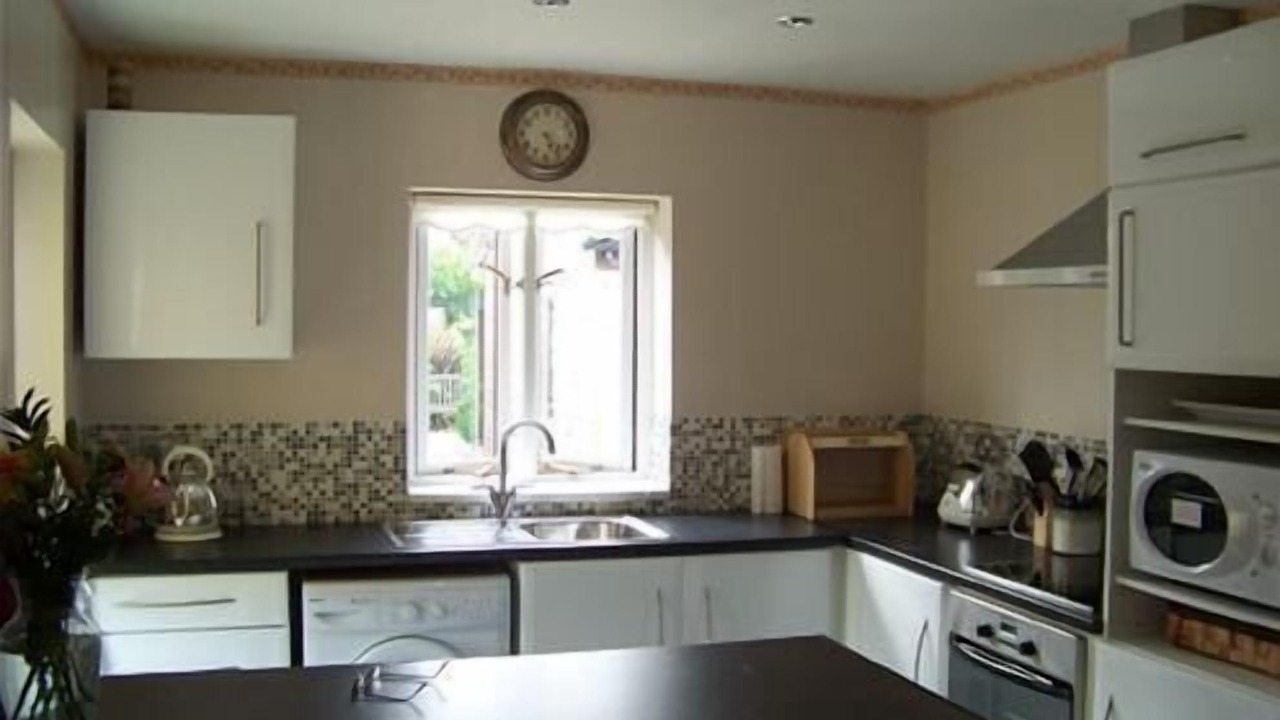 Photo of Others in Gastard